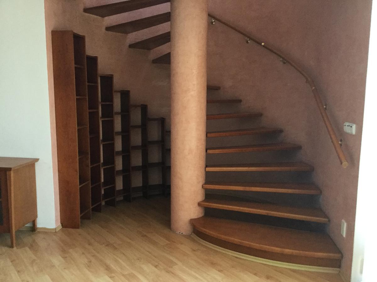 Justyna Villa Pardubice Buitenkant foto