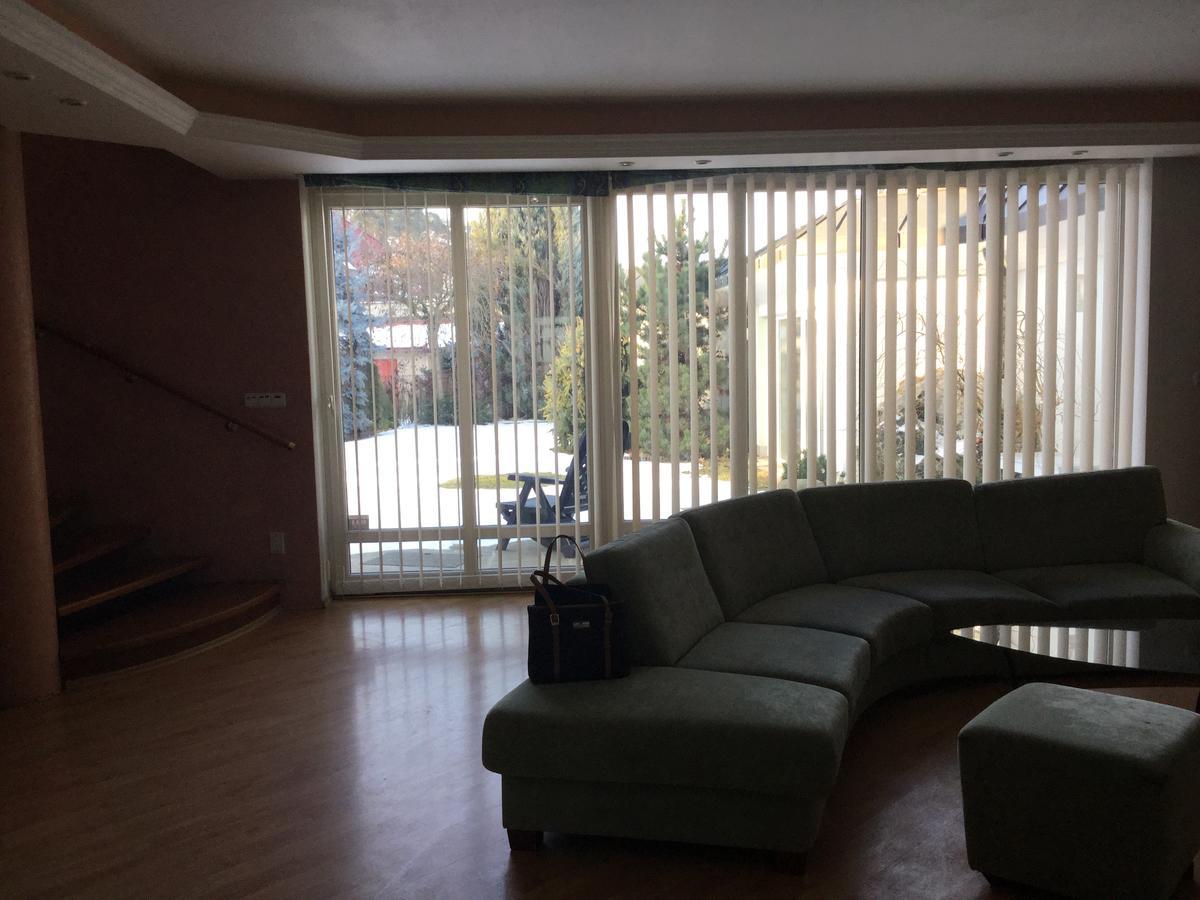 Justyna Villa Pardubice Buitenkant foto