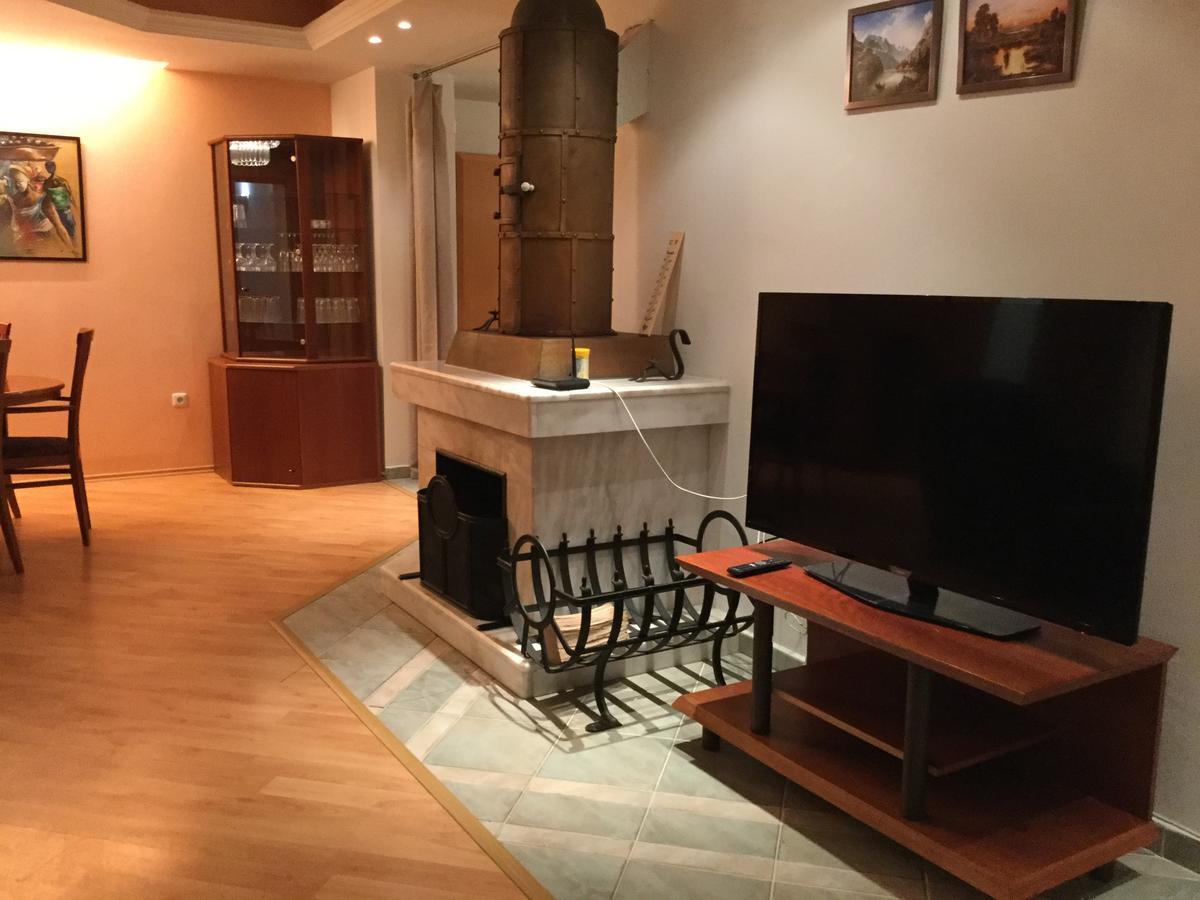 Justyna Villa Pardubice Buitenkant foto